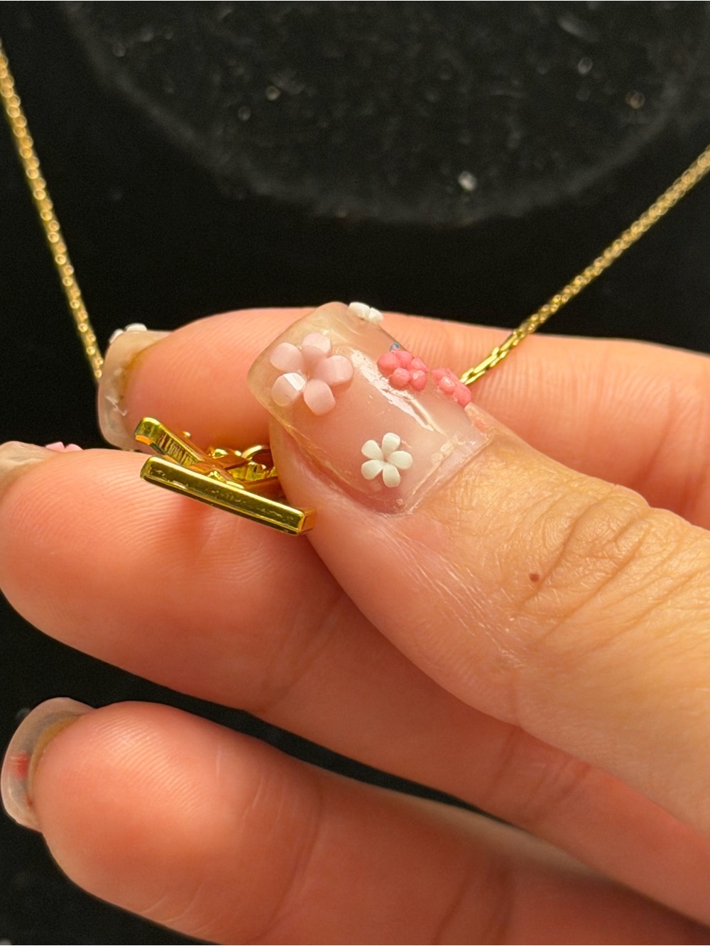 LV Gold Pendant Necklace - Picture 4 of 5